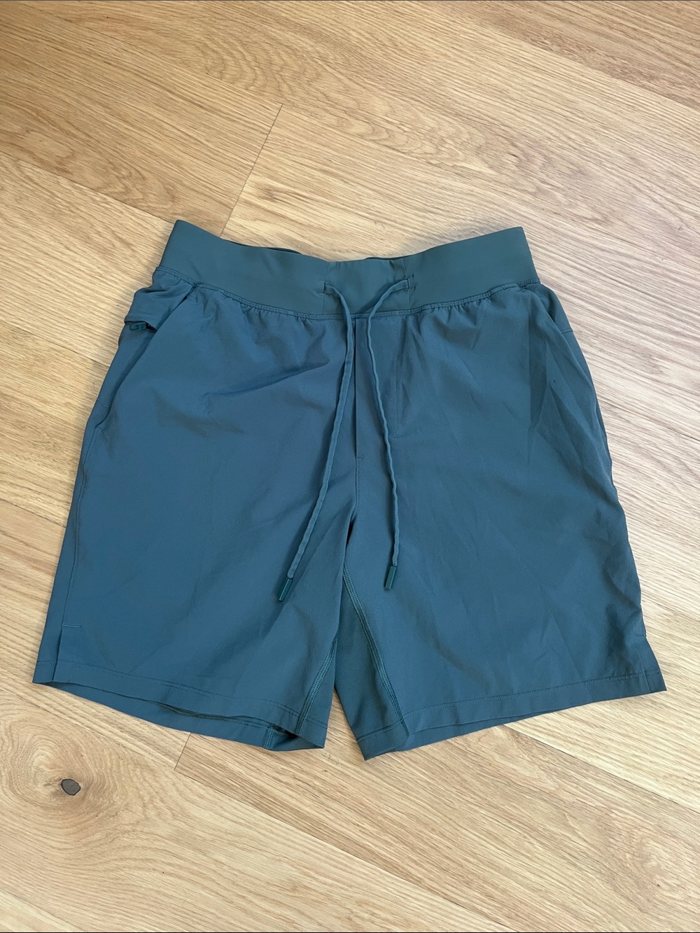 Lululemon Men's THE Short 7’ Linerless green/teal size S
